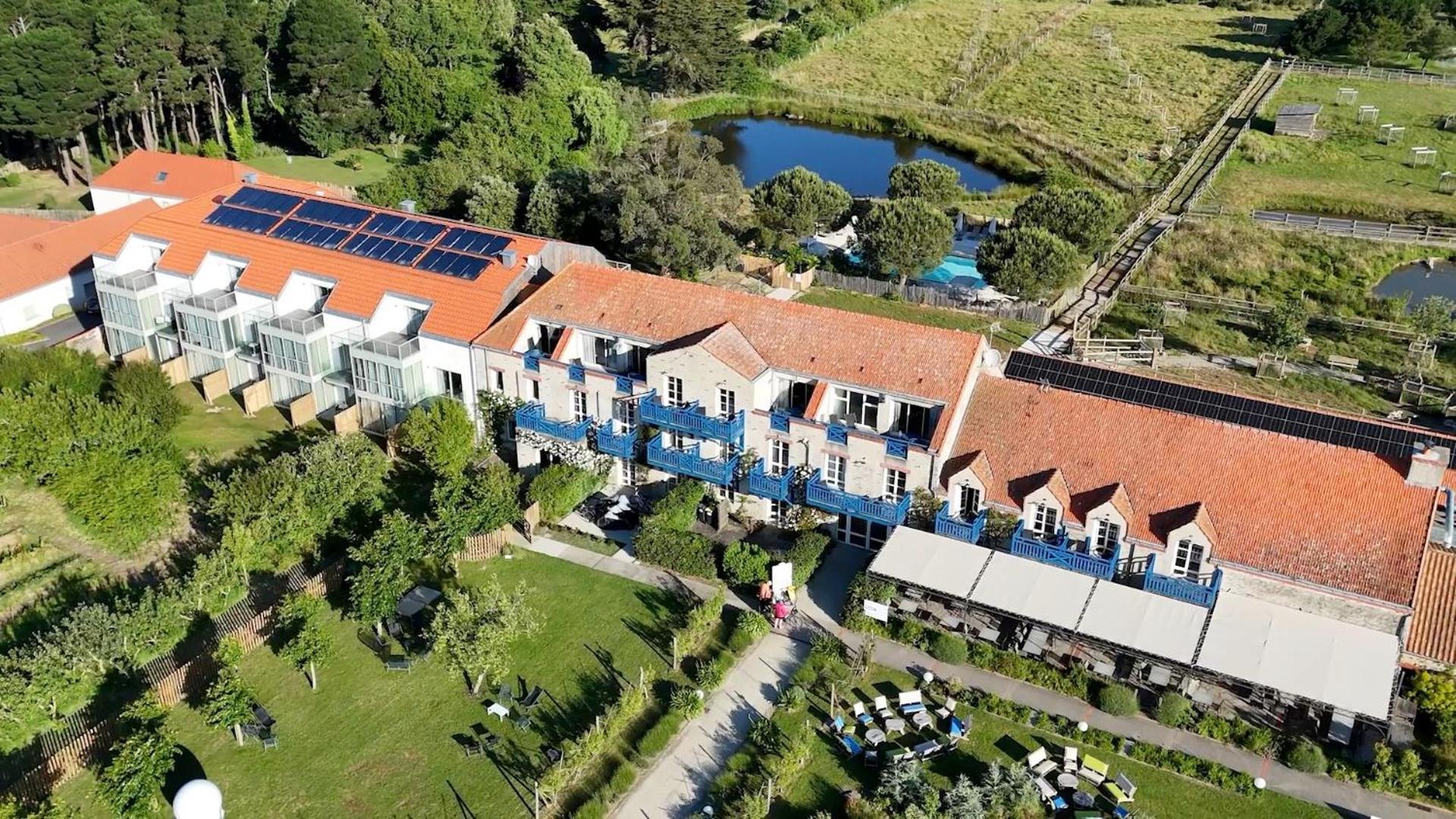 Hotel Éco-Domaine La Fontaine Pornic Exterior foto